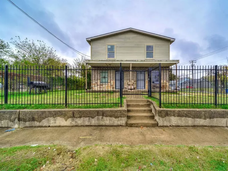 1645 Elsie Faye Heggins Street, Dallas, TX 75215