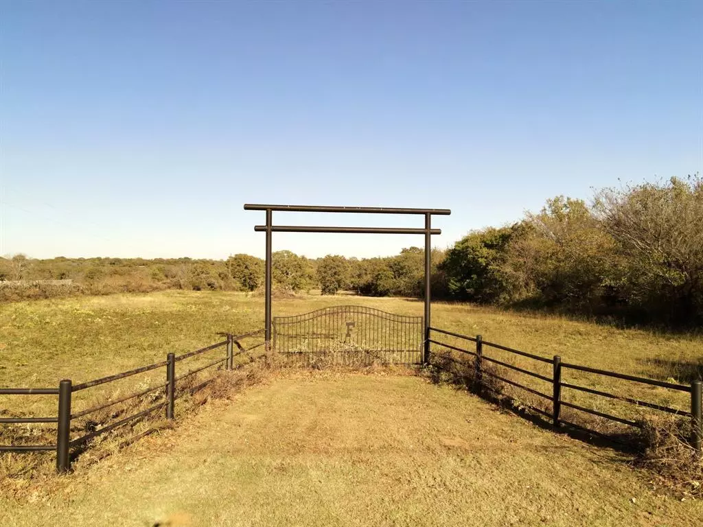 Cleburne, TX 76031,7461 County Road 1202