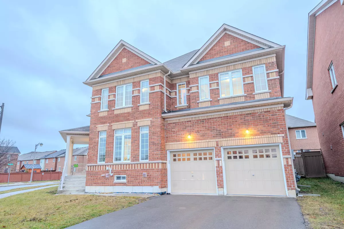 Whitchurch-stouffville, ON L4A 4P1,492 Forsyth Farm DR