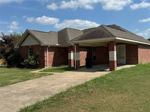 203 W End Street, Terrell, TX 75160