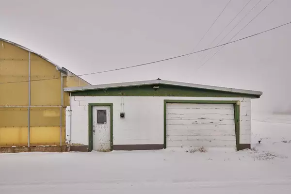 Redcliff, AB T0J 2P0,101 5 ST SW