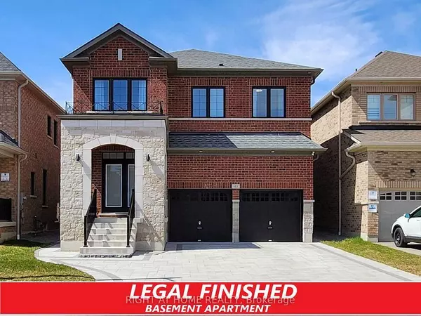 43 Walter Clifford Nesb DR, Whitby, ON L1P 0G5