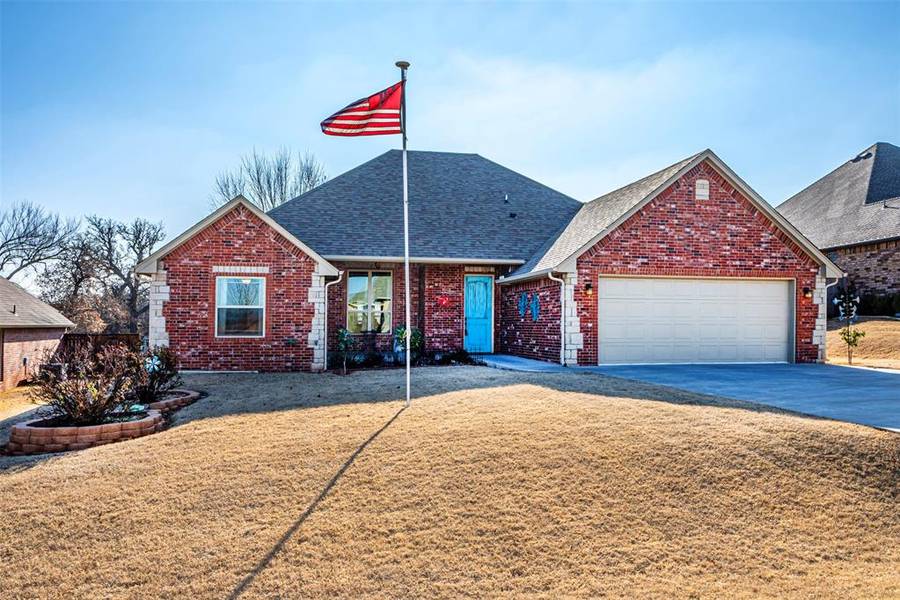 2706 Eagle Lake Drive, Blanchard, OK 73010