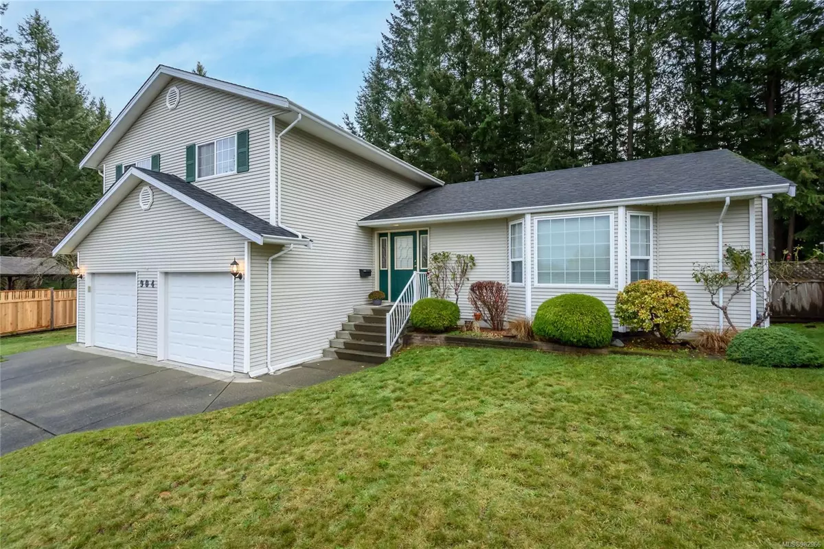 Comox, BC V9M 3R6,904 Islington Cres