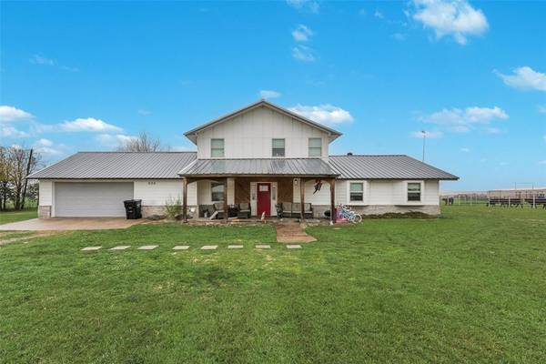 Quinlan, TX 75474,626 Signal Road