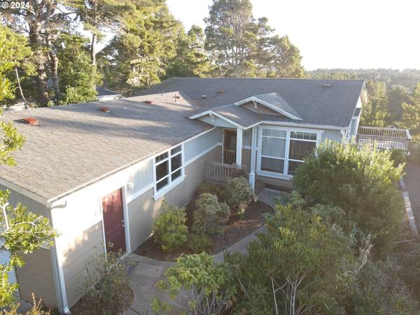 1601 RHODODENDRON DR #635, Florence, OR 97439