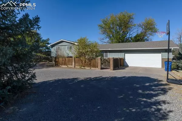 Pueblo, CO 81006,28079 Iris RD