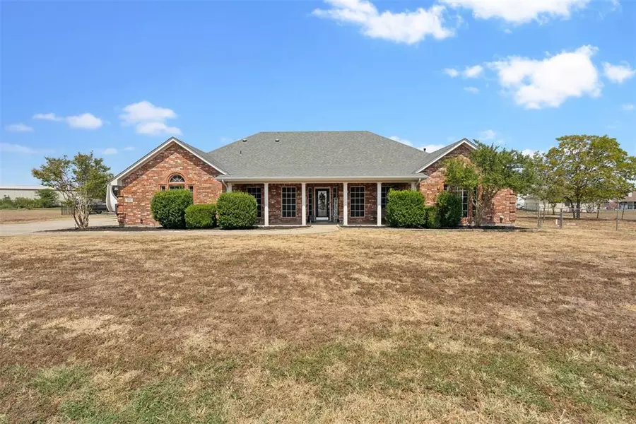 1824 County Loop Road, Fort Worth, TX 76179