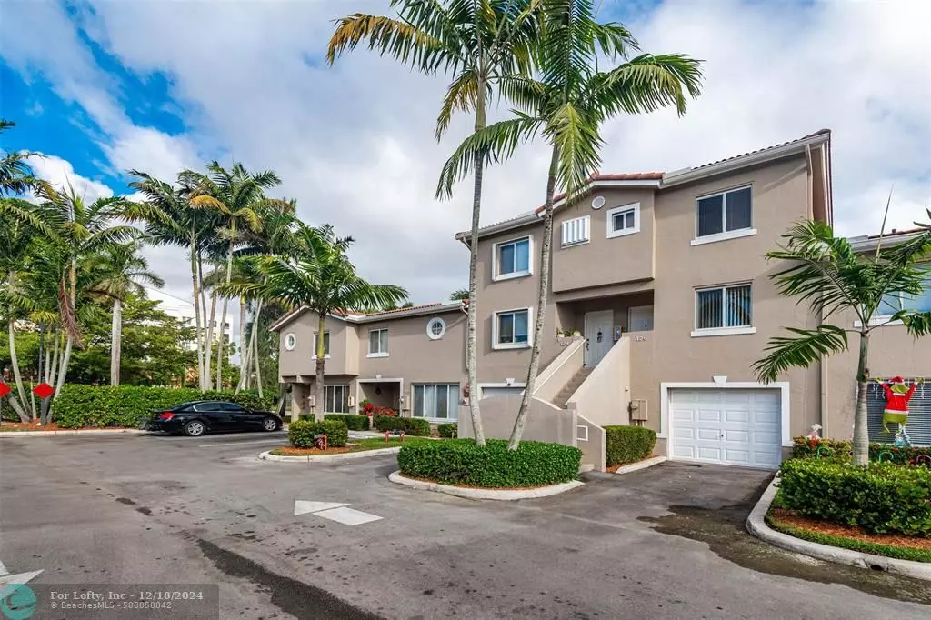 Weston, FL 33326,126 RIVIERA