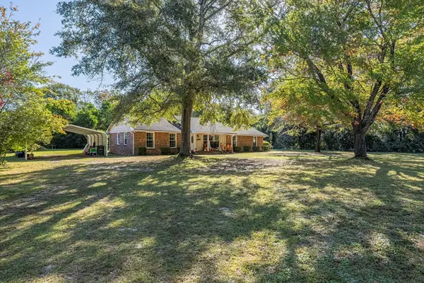 Dalzell, SC 29040,4325 Live Oak Road