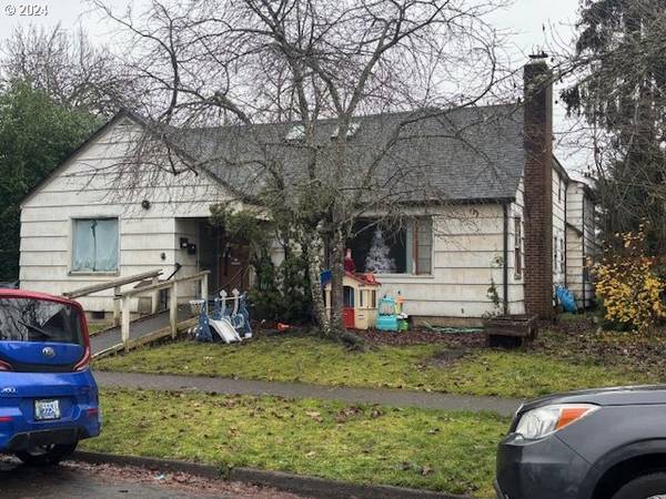 863 G ST, Springfield, OR 97477