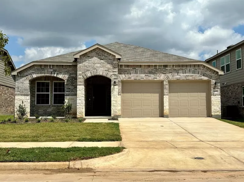 1801 Village Creek Lane, Denton, TX 76208