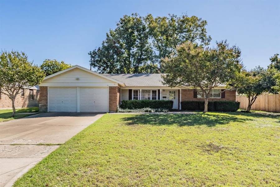 6113 Trail Lake Drive, Fort Worth, TX 76133