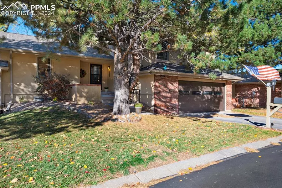 2044 Glenhill RD, Colorado Springs, CO 80906