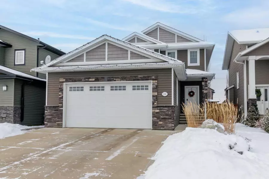 206 Viscount DR, Red Deer, AB T4R 0M7