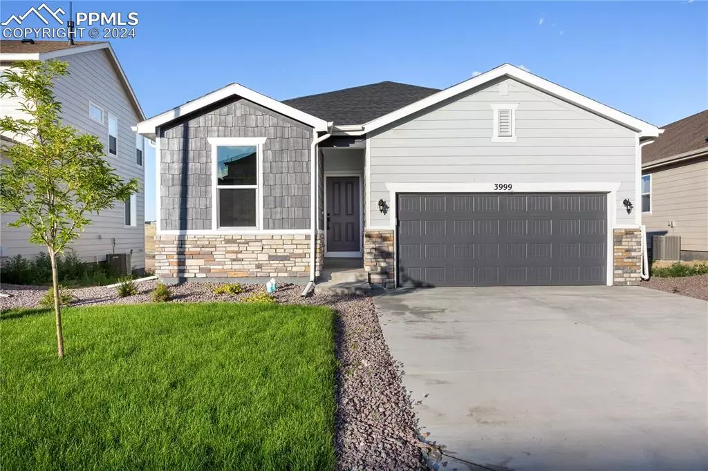 Colorado Springs, CO 80922,3999 Wyedale WAY