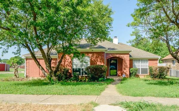 2101 Oak Bend Lane, Garland, TX 75040