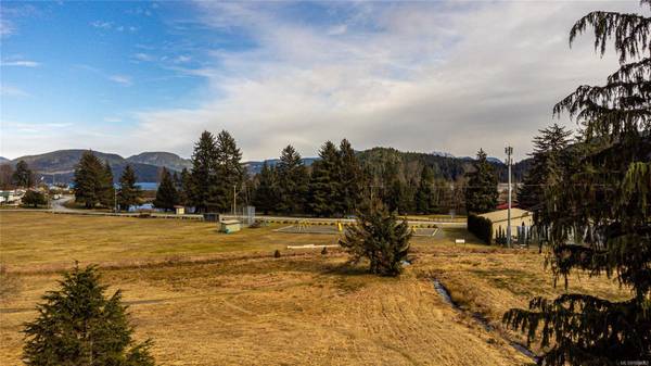 491 MacMillan Dr, Sayward, BC V0P 1R0