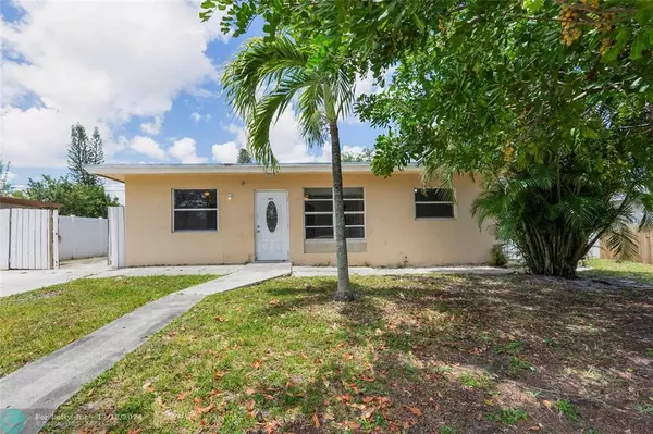 5621 Cleveland St, Hollywood, FL 33021