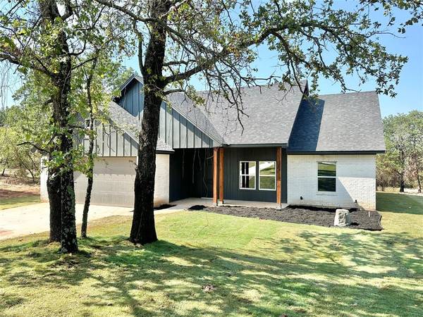 128 Monarch Lane, Poolville, TX 76487