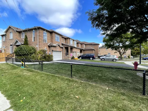 Newmarket, ON L3Y 8S9,495 Rourke PL