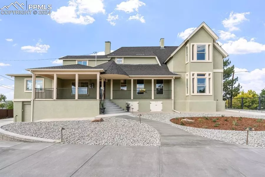 708 W 18th ST, Pueblo, CO 81003