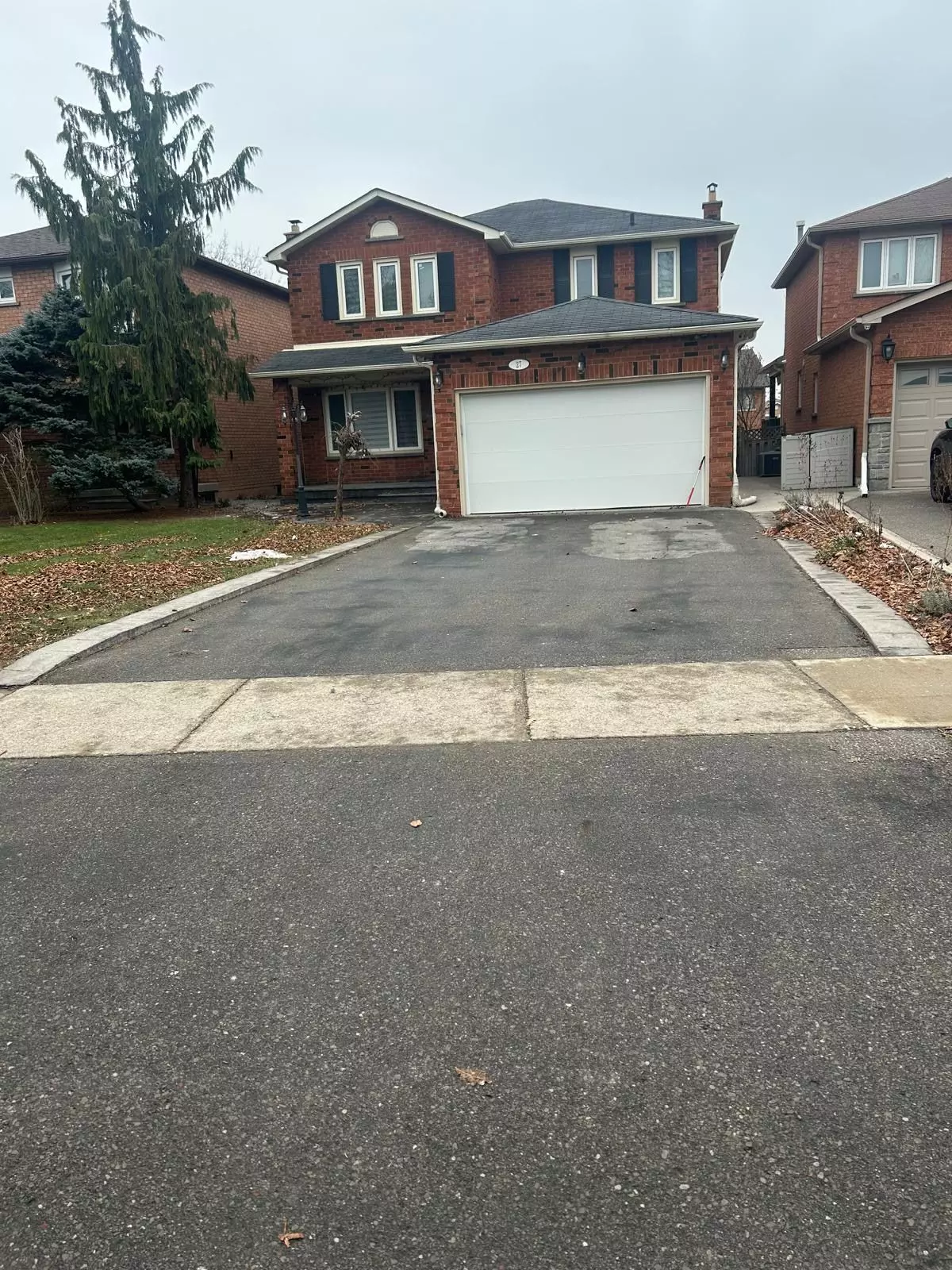 Vaughan, ON L6A 1K3,27 Silver Arrow CRES