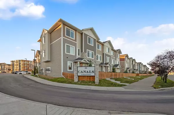 450 Canals XING Southwest, Airdrie, AB T4B 4L3