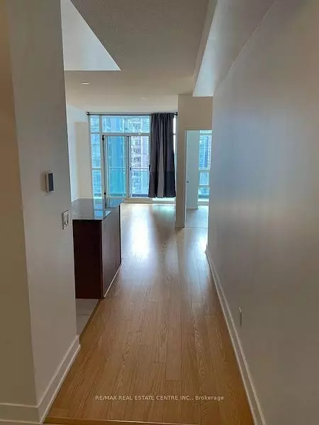 Mississauga, ON L5B 0E8,223 Webb DR #2512