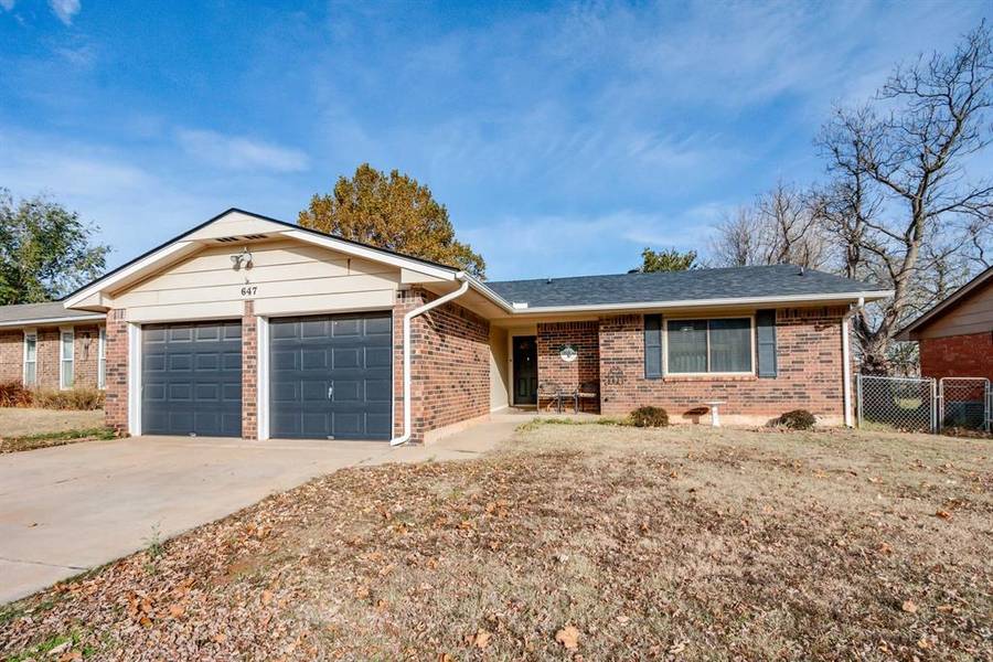 647 W Shepherd Drive, Mustang, OK 73064