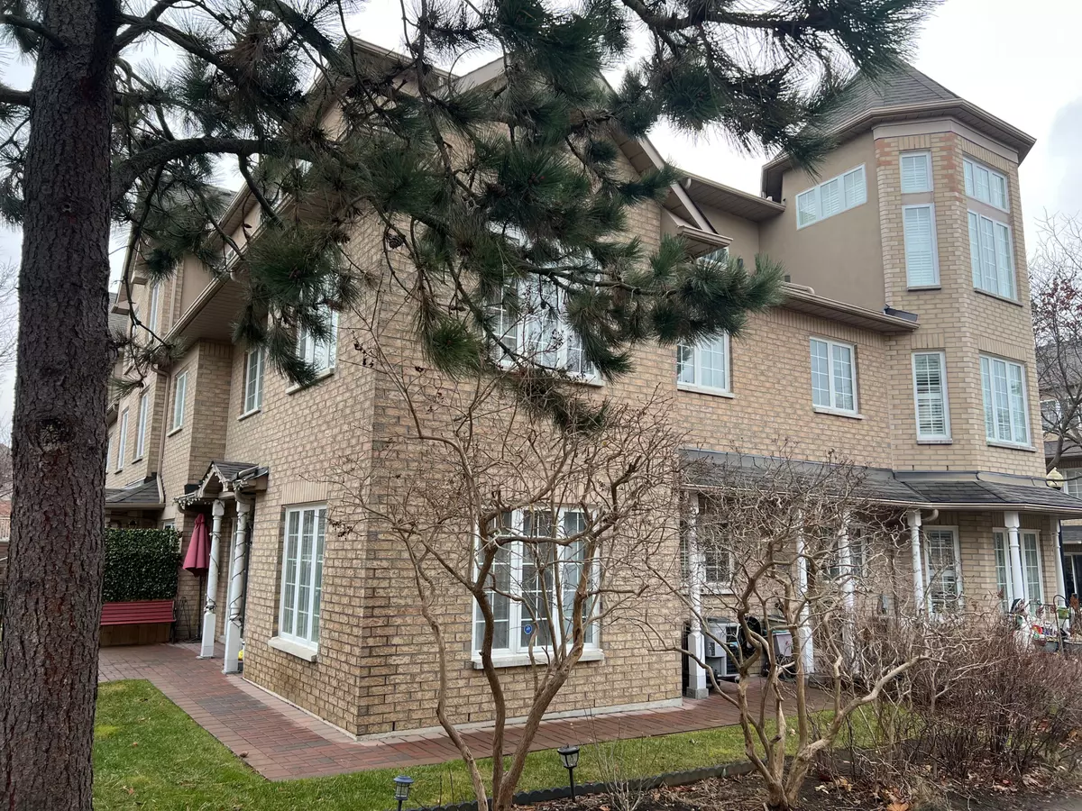 Markham, ON L3R 4G2,10 Cox BLVD #22 Bsmt