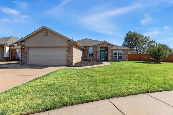 3120 Brighton Place, Yukon, OK 73099