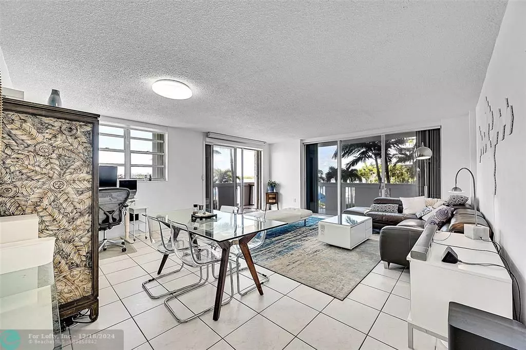 Miami Beach, FL 33139,800 West Ave  #311