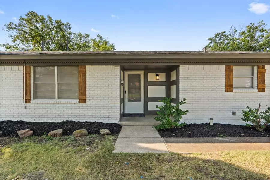 904 Havenwood Drive, Dallas, TX 75232