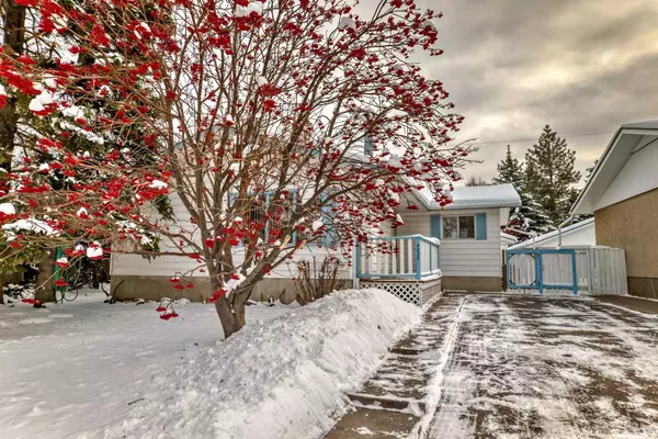 4839 40 AVE Southwest, Calgary, AB T3E 1E4