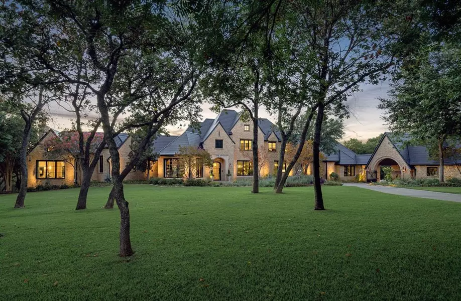 2005 Bayshore Drive, Flower Mound, TX 75022