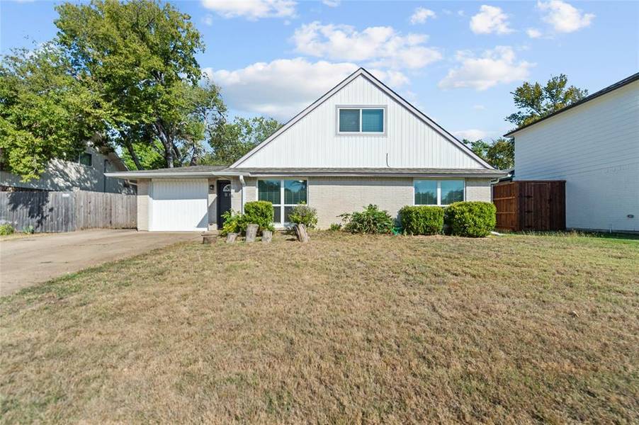 808 Kingswood Avenue, Richardson, TX 75080