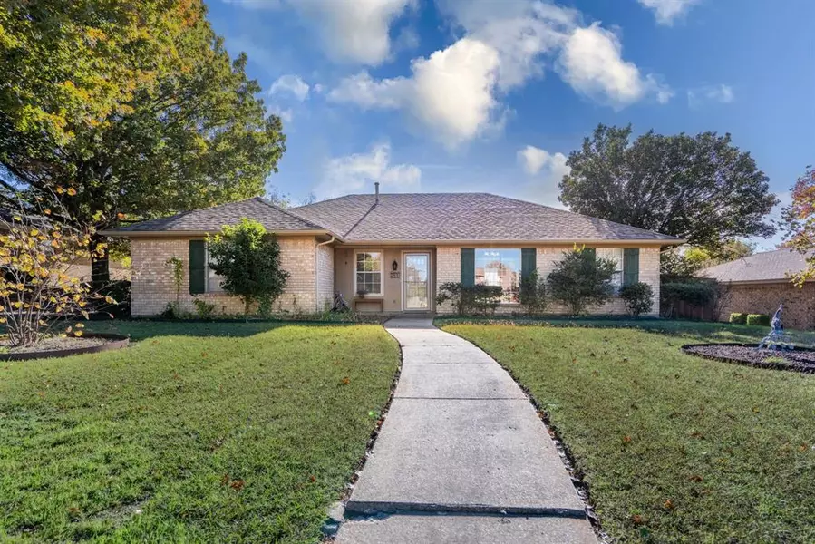 311 Wildwood Lane, Rockwall, TX 75087