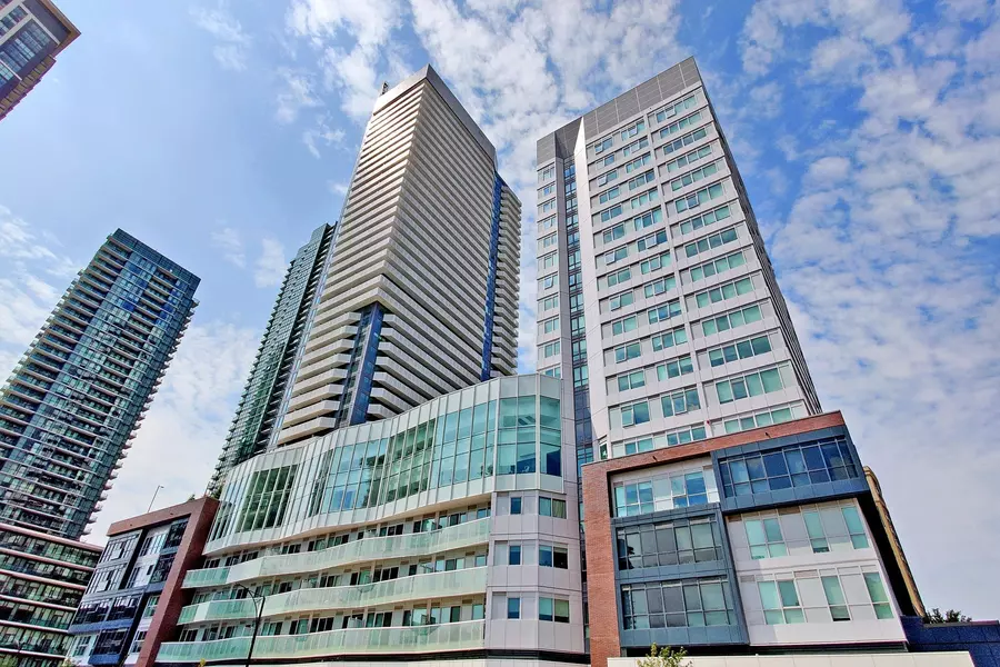 4065 Confederation Pkwy #417, Mississauga, ON L5B 0L4