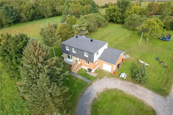 20867 COUNTY ROAD 10 RD, North Glengarry, ON K0C 1A0