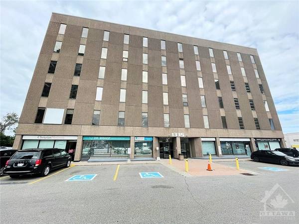 1335 CARLING AVE #202, Carlington - Central Park, ON K1Z 8N8