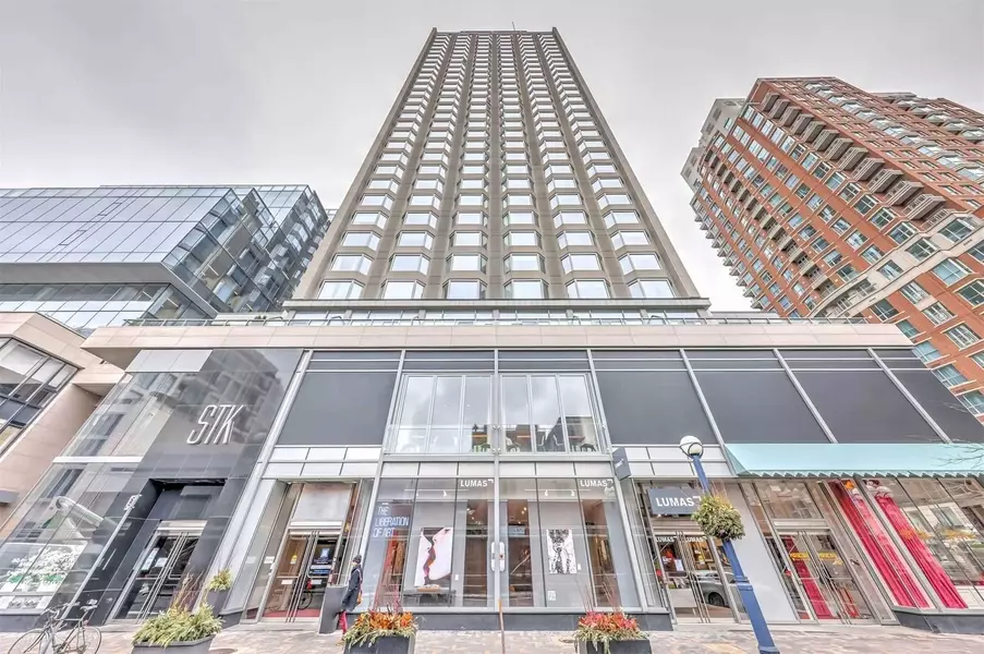 155 Yorkville AVE #1812, Toronto C02, ON M5R 0B4