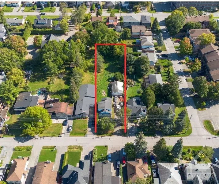 475 RICHARDSON AVE, Woodroffe, ON K2B 5G9