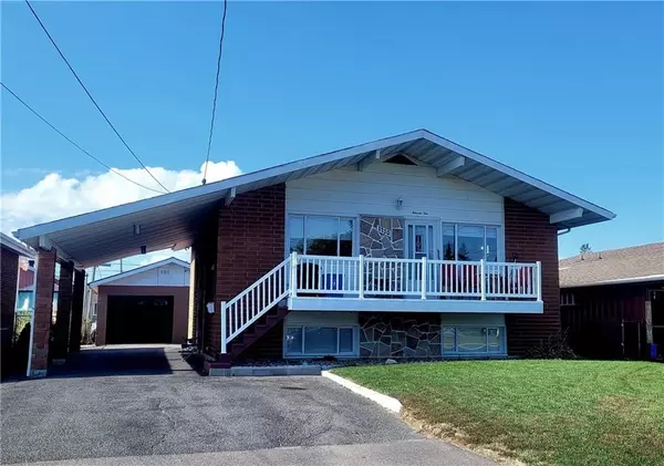 1110 GRAND AVE, Cornwall, ON K6H 4T5