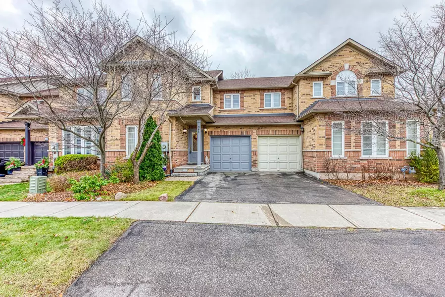 384 Kittridge RD, Oakville, ON L6H 7K6