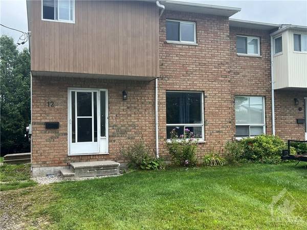 12 CRAIG ST, Perth, ON K7H 3K1