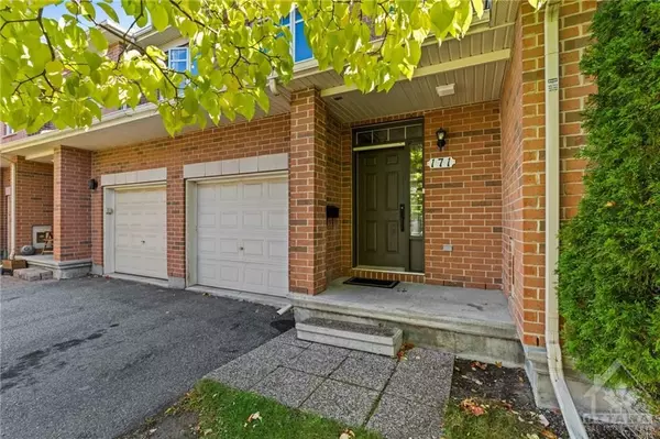 Barrhaven, ON K2J 0J9,171 HORNCHURCH LN