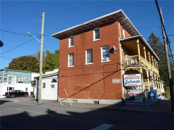 Champlain, ON K0B 1R0,143-145 MAIN ST E