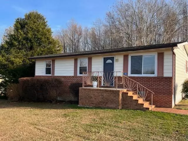 448 Folly RD, Heathsville, VA 22473