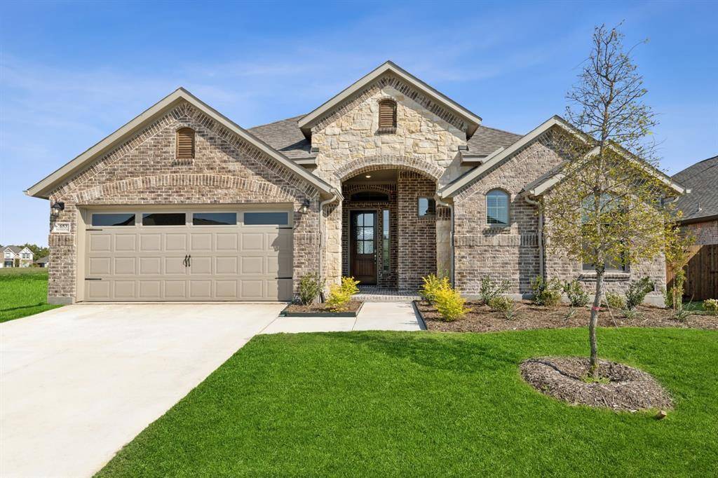 Waxahachie, TX 75165,653 Red Maple Road